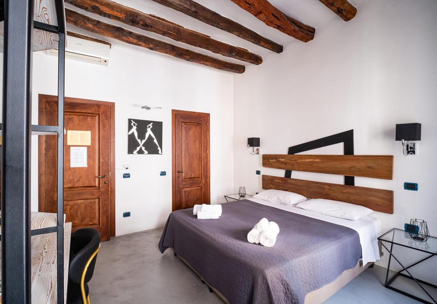 Camera Deluxe Matrimoniale/Doppia con Letti Singoli con Vista Città