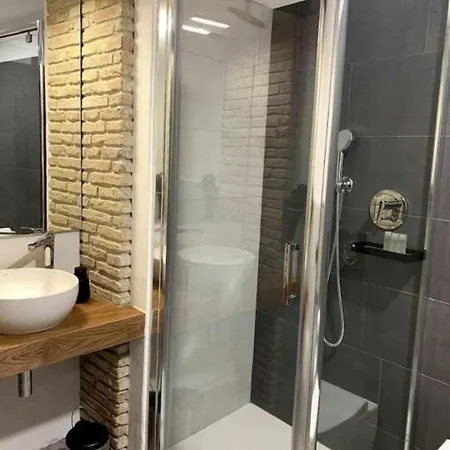 C&O Savoia Deluxe Rooms-2